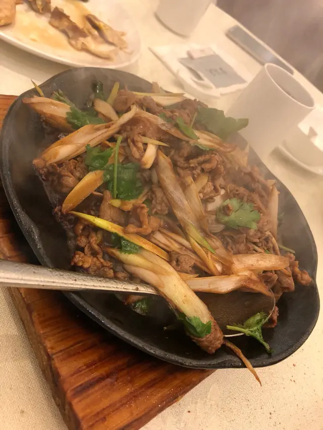 鐵板京蔥爆羊肉