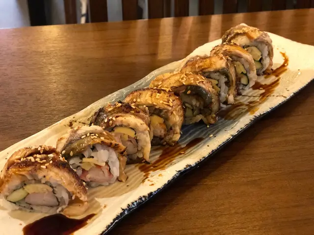 火炙鰻魚芝士芝麻反卷(8件)