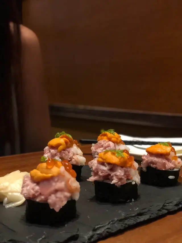 Empire Roll