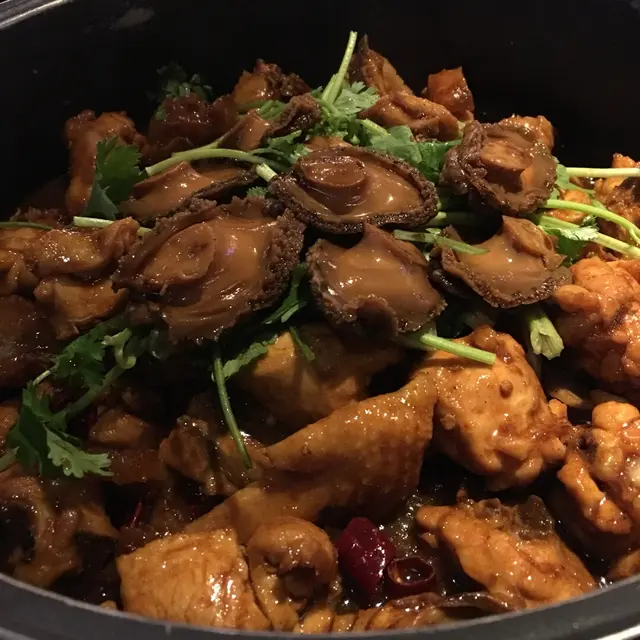 鮑魚雞鍋