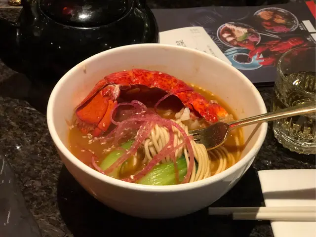 龍肉湯麵
