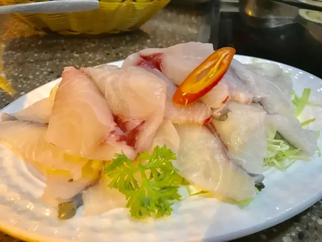 脆鯇魚腩