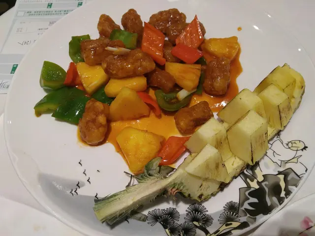 鮮果菠蘿咕嚕肉