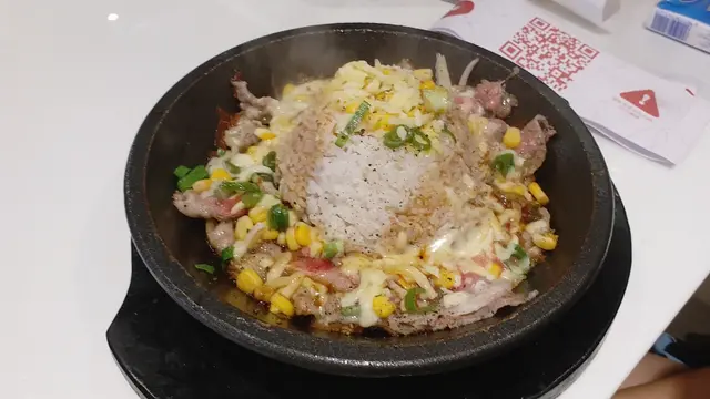 蔥燒牛肉鐵板飯