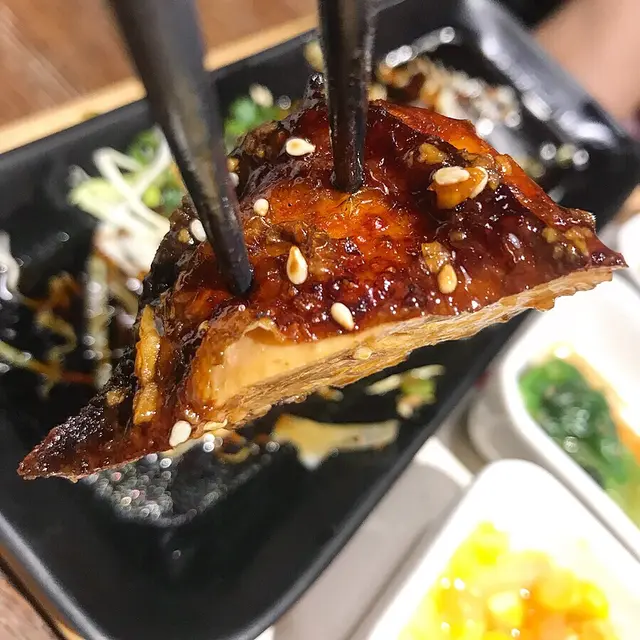 奮起湖燒雞腿排便當