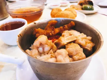 凤爪排骨饭