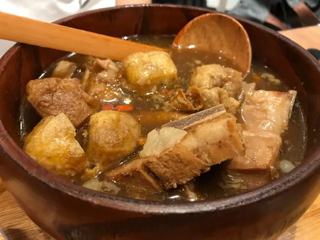 肉骨茶