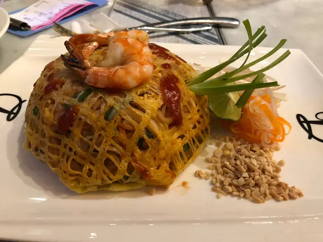 越式蛋包炒金邊粉