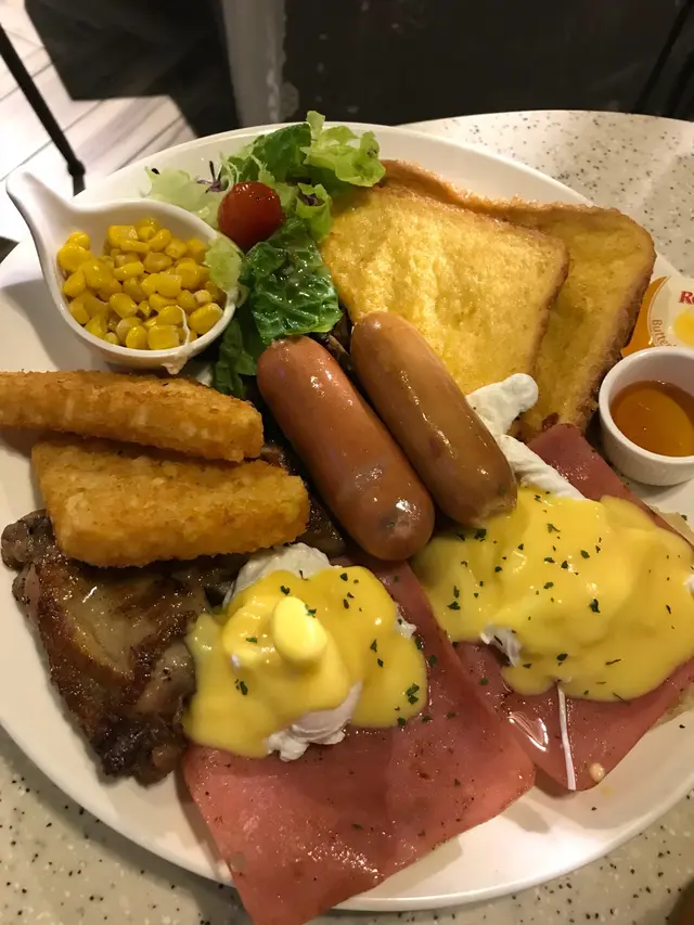 招牌班尼迪豪華大餐