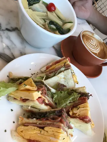 公司三文治🥪  鸡丝长通粉
