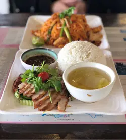 炭燒豬頸肉飯