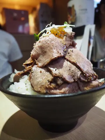 牛布拉盖饭