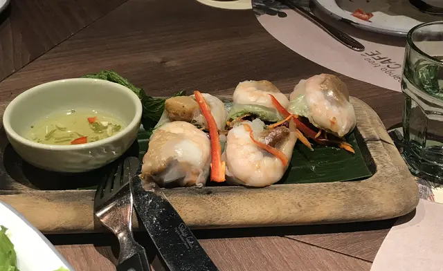 烤豬肉鮮蝦米紙卷