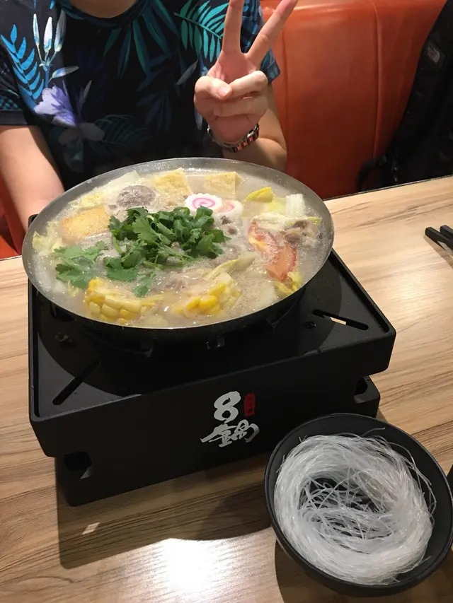 蒜蓉牛肉鍋