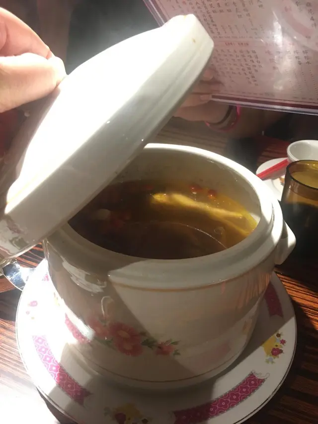 好足料...好夠火候...唔似有味精...好有阿媽煲嘅靚湯feel!  