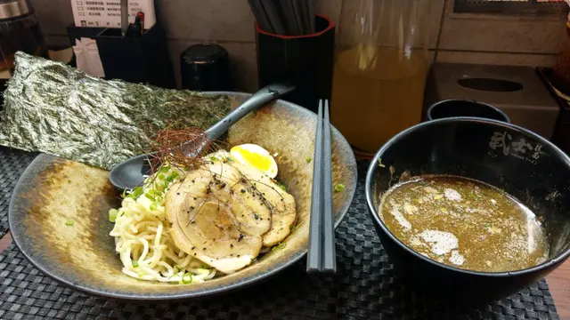 武士沾麵