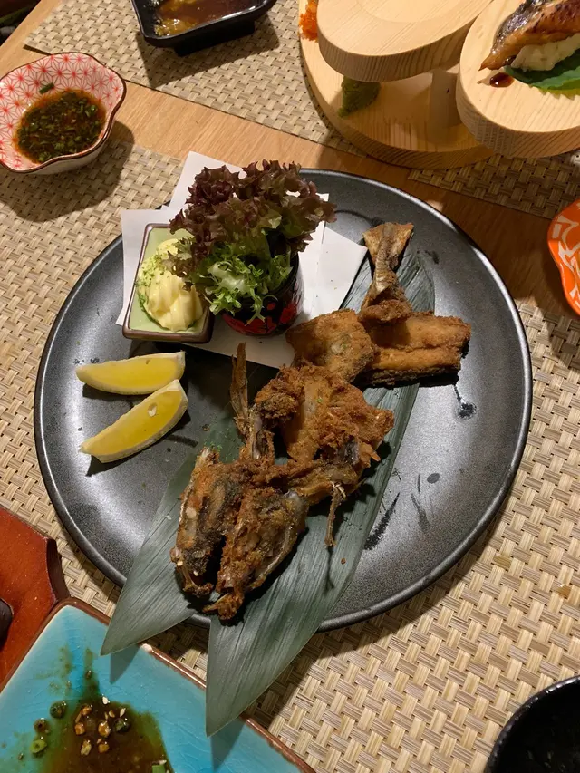 酥炸池魚骨