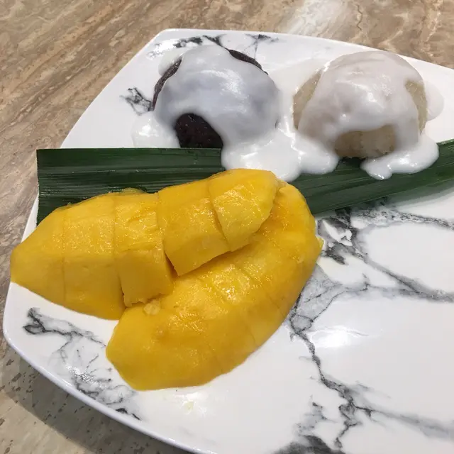 芒果雙色糯米飯