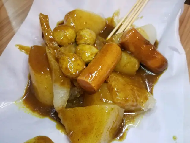 咖哩拼盤