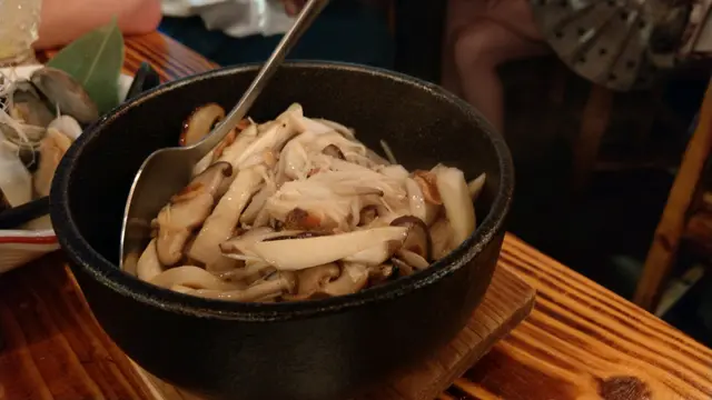 菌炒得無過咸, 食得好開胃