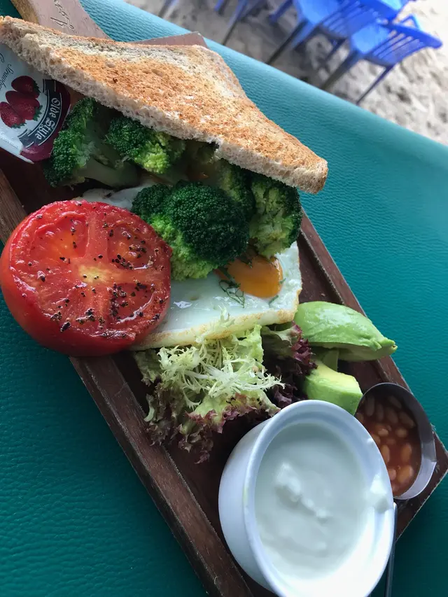 Additional: bake beans & grilled broccoli (add $10 each)