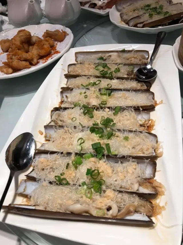 好大隻呀,d粉絲好入味,又係撈飯之選。 