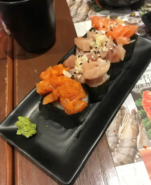 京蔥三文魚碎, 京蔥油甘魚碎, 麻辣三文魚碎