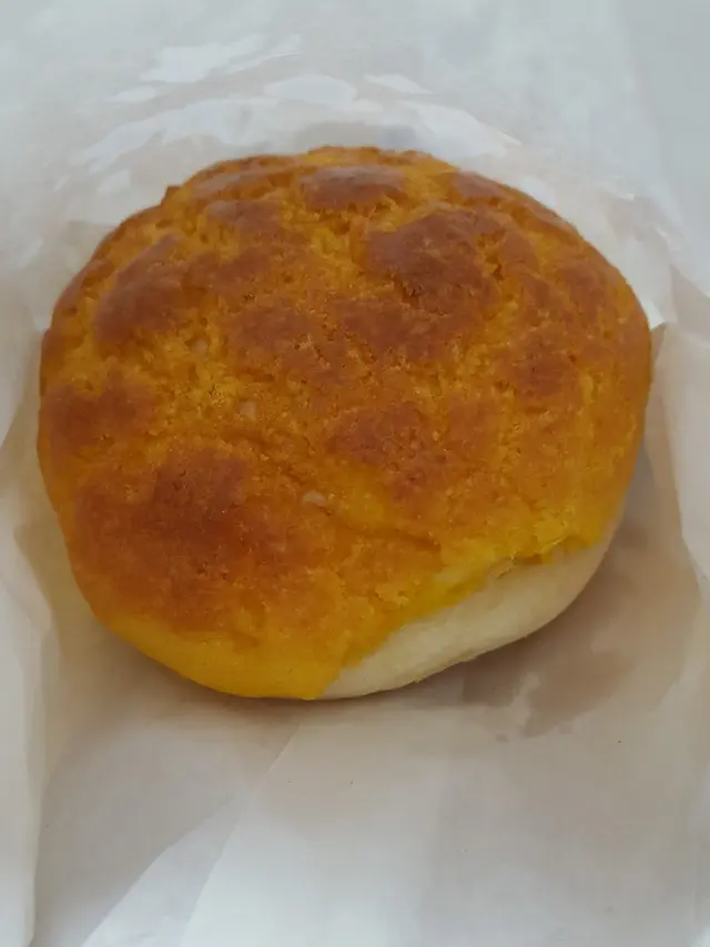 麵包好柔軟,菠蘿皮唔脆