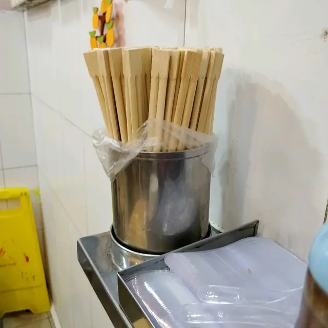 用即棄筷子唔太好
