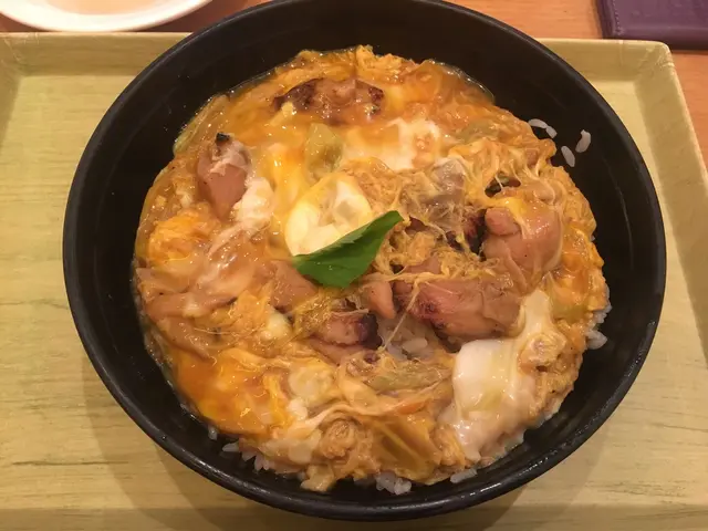 滑蛋雞肉丼