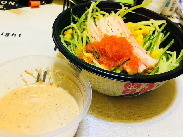 蟹籽沙律