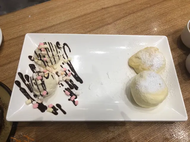 高力豆沙配雪糕