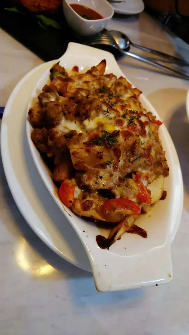 芝士冬蔭公肉醬焗薯角