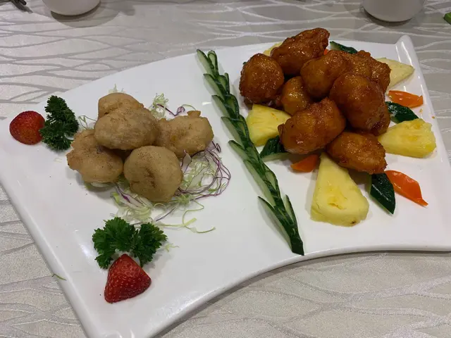 2018年11月寶彩軒私房菜：猴頭菇夠大件，炸粉唔太多。