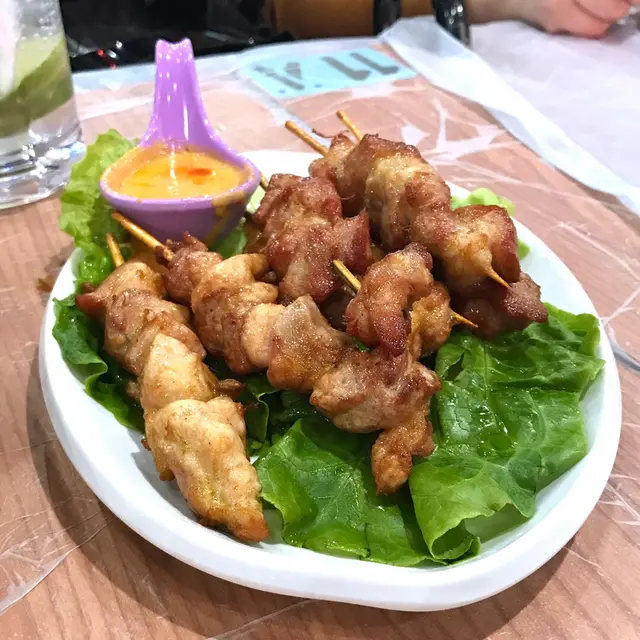 沙嗲串燒 （雞 / 豬） 