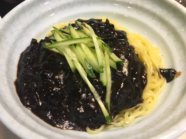 炸醬麵（豬肉）