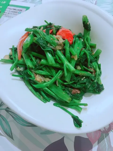 馬拉盞炒通菜