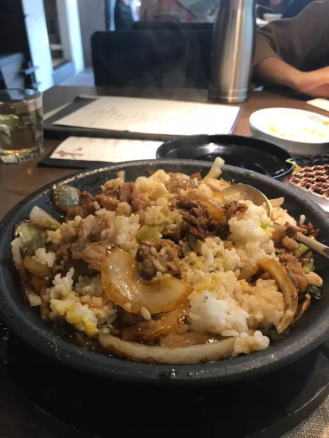 鐵板牛肉飯