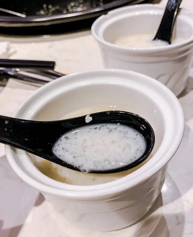 椰汁雪燕燉官燕