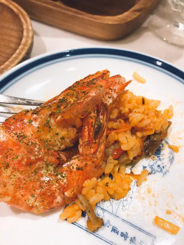 是日新鮮海鮮配日本米意大利飯及雜菌