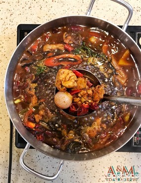 麻辣雞煲 - 牛頭角的澳門咖喱王清湯腩