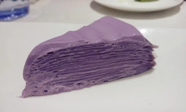 椰香紫薯千層班戟