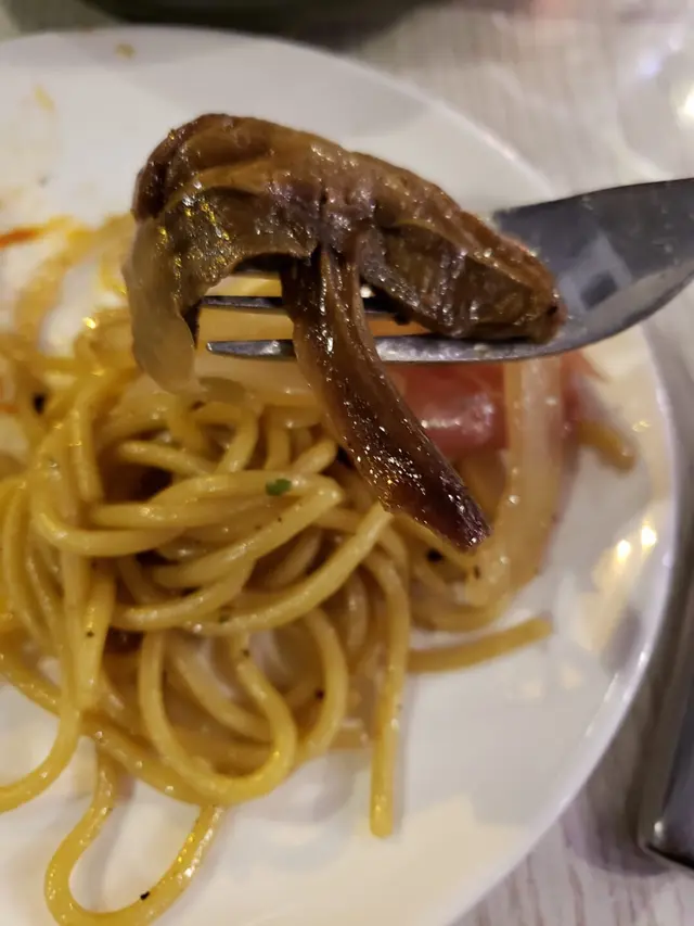 巴馬火腿牛肝菌意粉