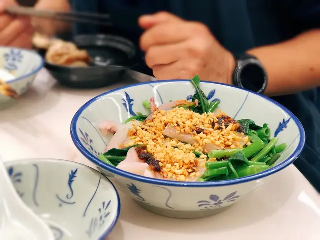 玻璃魷魚配通菜