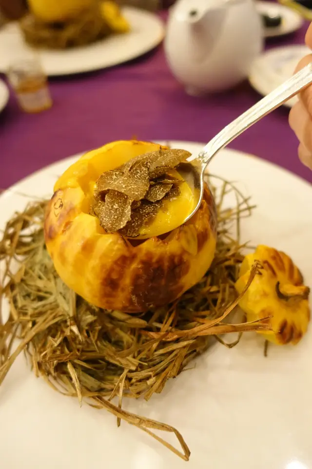 加上產自法國黑松露的薄片作點綴，突顯矜貴！