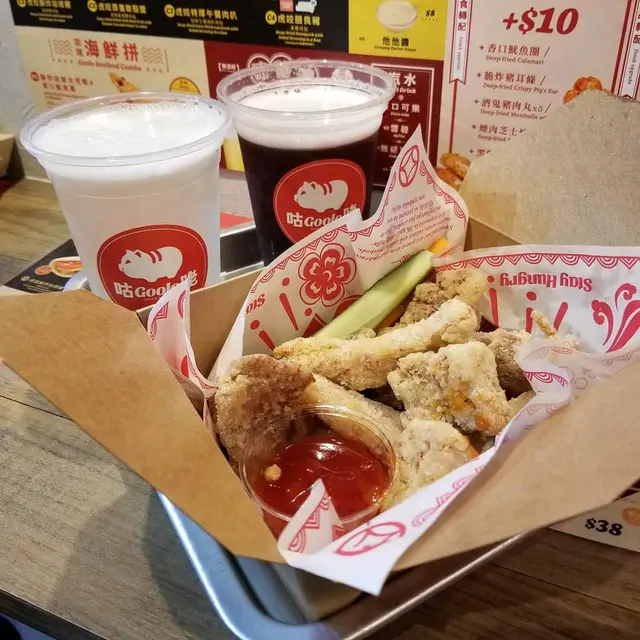 咕咾拼盤($98)，竹蔗茅根啤($28)，洛神花啤($28)
