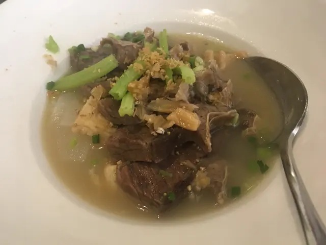 胡椒清湯牛坑腩