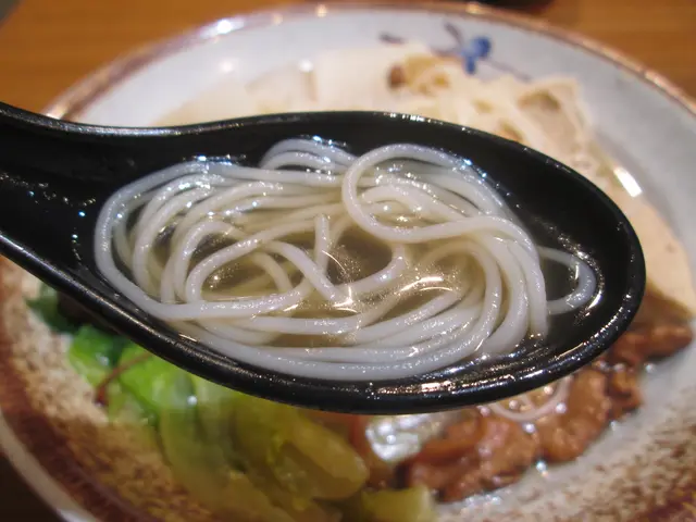 米粉連湯大大啖吃