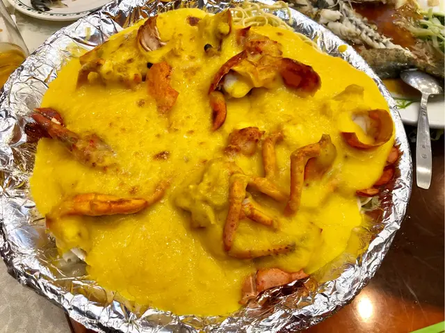 芝士焗龍蝦伊麵