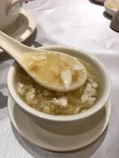 燕窩芙蓉花膠羹